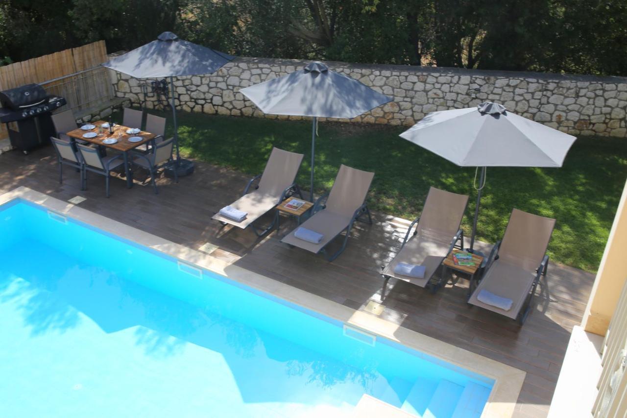 Amarianos Villas Agia Efimia Luaran gambar
