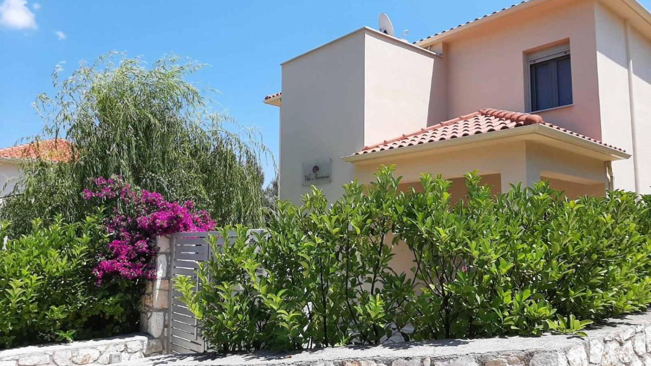 Amarianos Villas Agia Efimia Luaran gambar