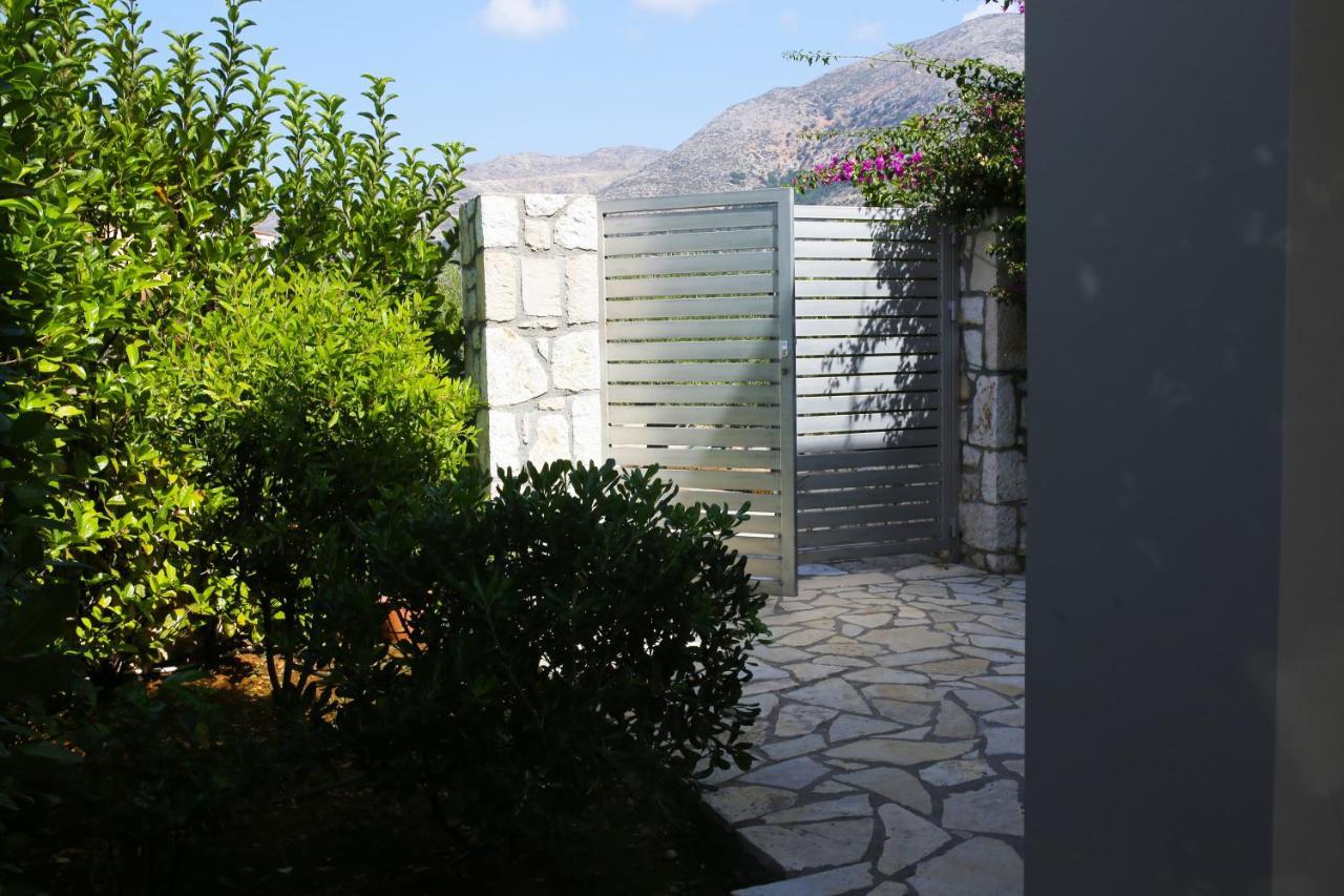 Amarianos Villas Agia Efimia Luaran gambar