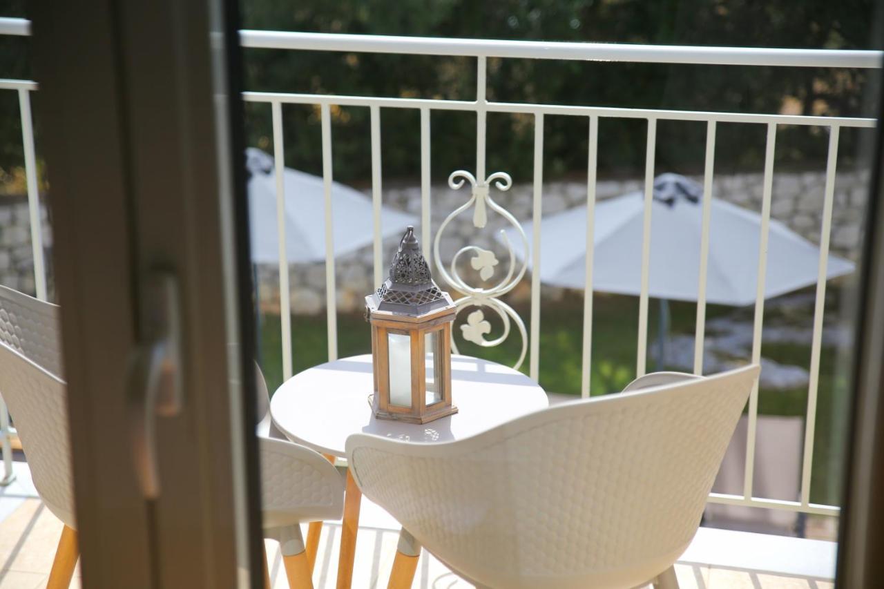 Amarianos Villas Agia Efimia Luaran gambar