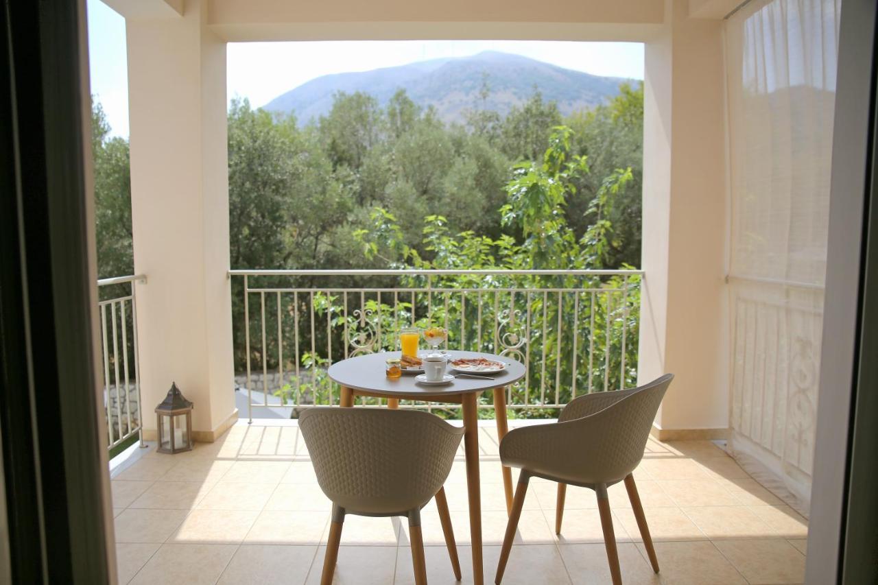 Amarianos Villas Agia Efimia Luaran gambar